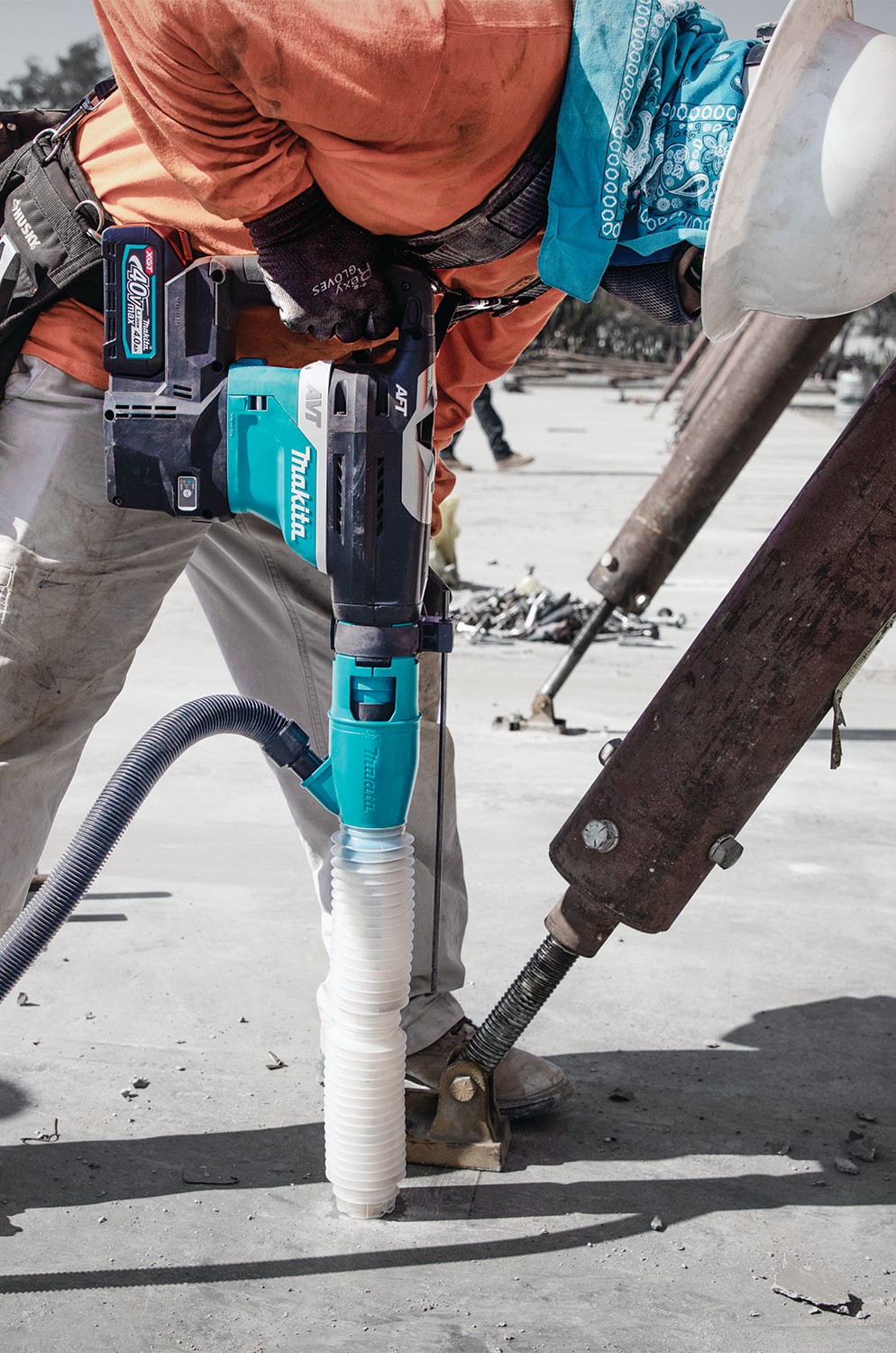 Перфоратор аккумуляторный MAKITA DHR242Z (без АКБ и ЗУ)